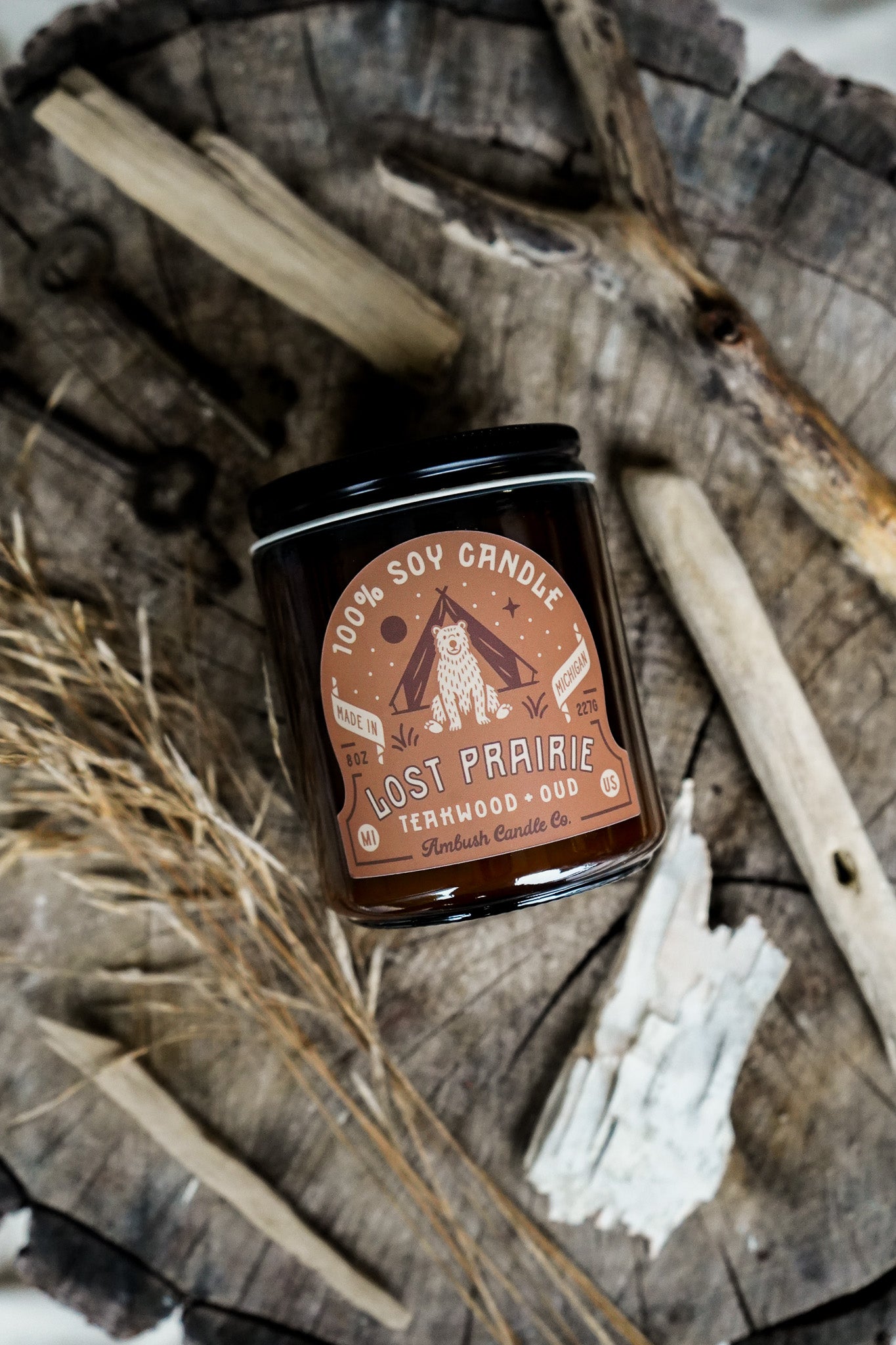 Lost Prairie | Teakwood + Oud 8oz Soy Candle