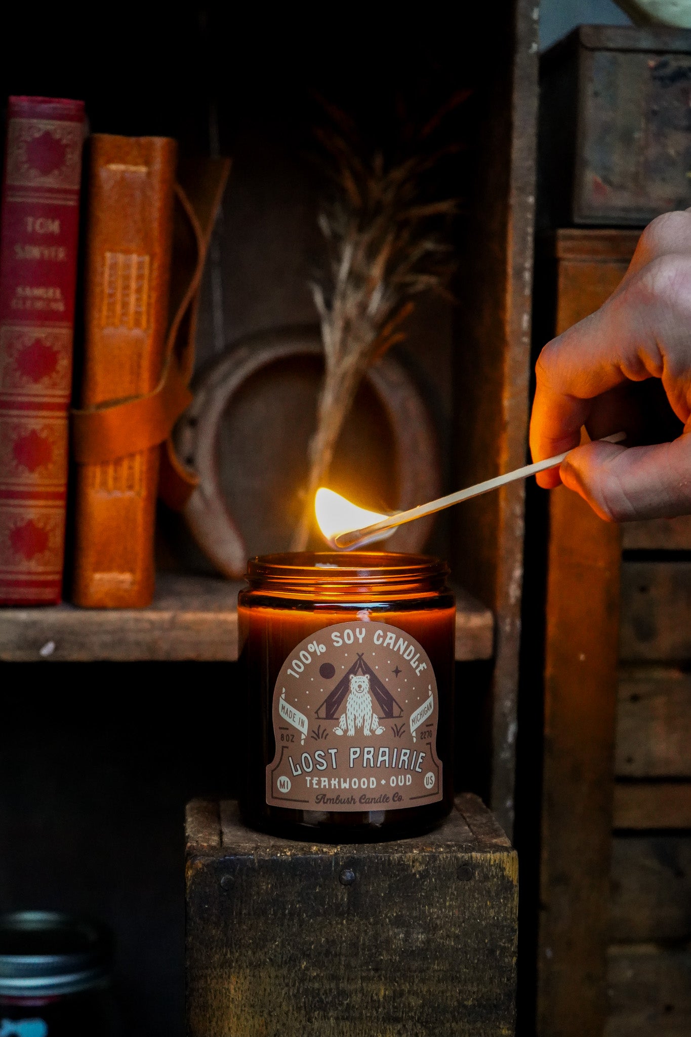 Lost Prairie | Teakwood + Oud 8oz Soy Candle