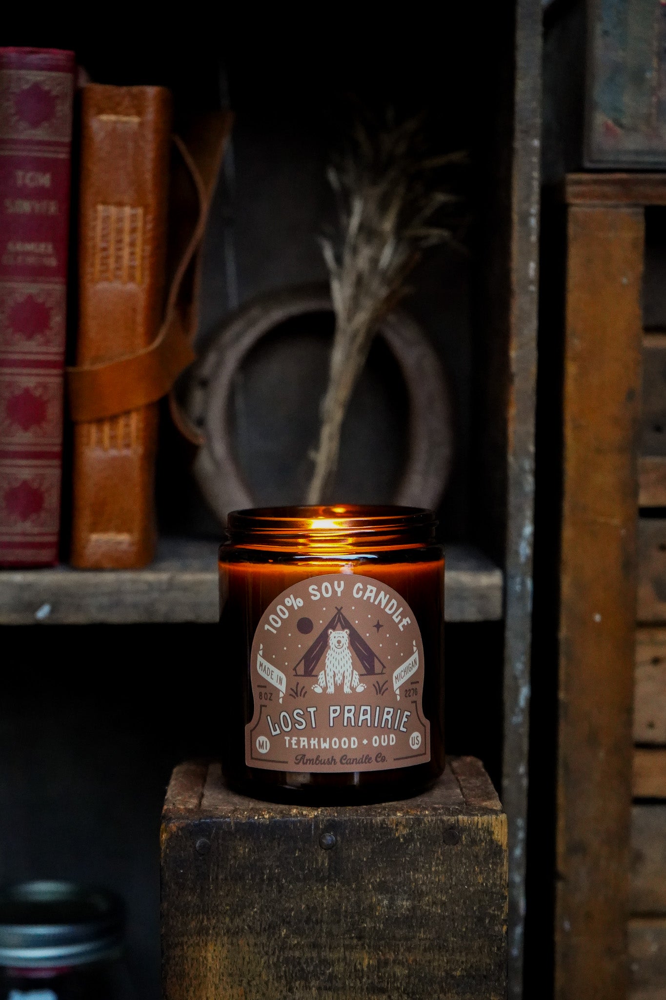Lost Prairie | Teakwood + Oud 8oz Soy Candle