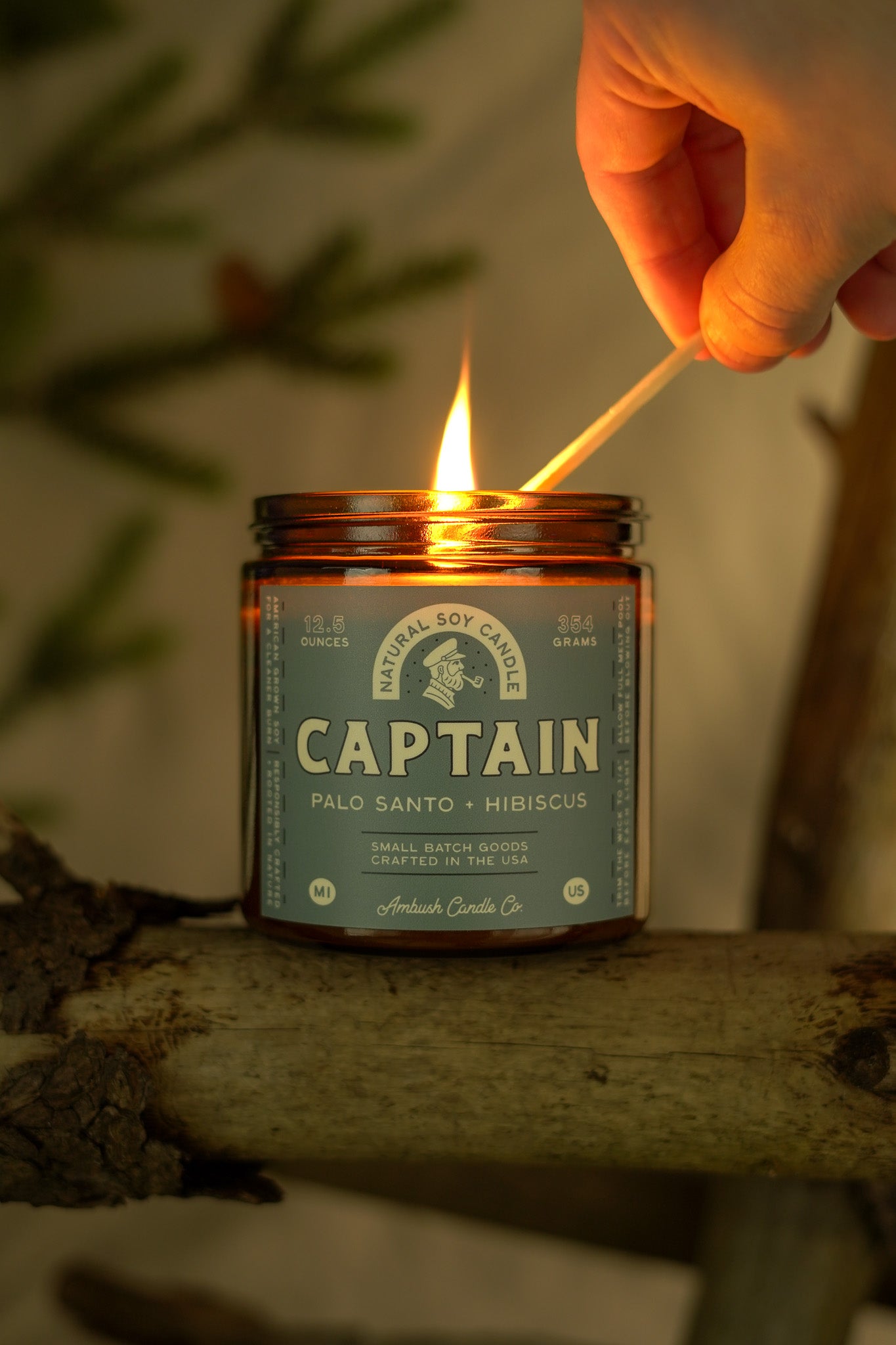 Captain | Palo Santo + Hibiscus Soy Candle